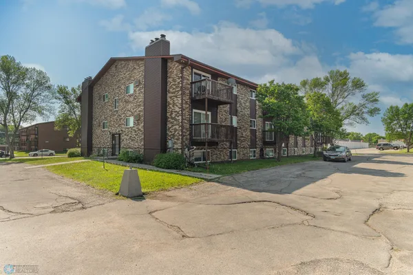 $118,000 | 1129 22nd Street South, Unit B12, Fargo, ND 58103