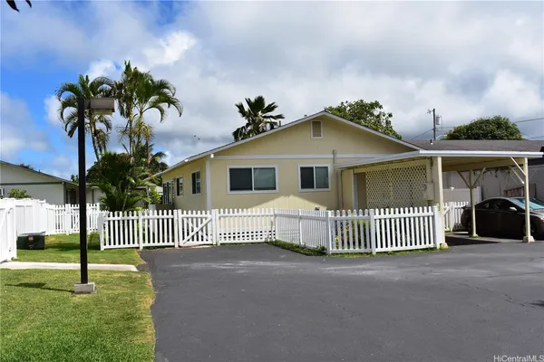 $4,750 | 720 Kihapai Street, Kailua, HI 96734