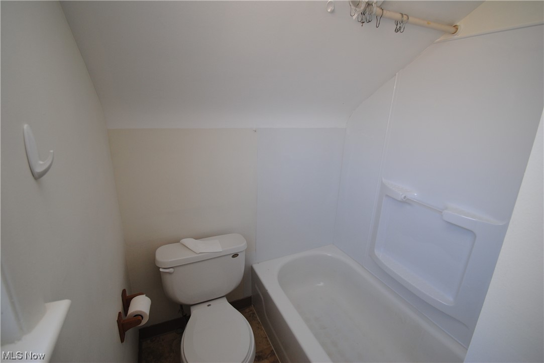 22449 Sprague Road Strongsville, OH 44149 - Photo 21 of 32 Up Unit