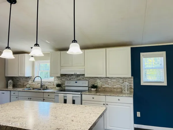 $225,000 | 629 Old Snow Hill Road, Ayden, NC 28513