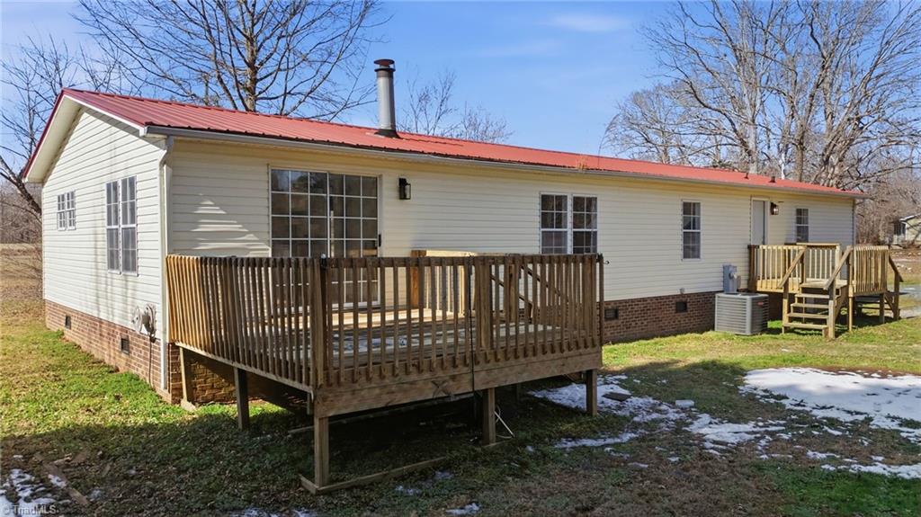 7039 Abner Road Troy, NC 27371 - Photo 5 of 43