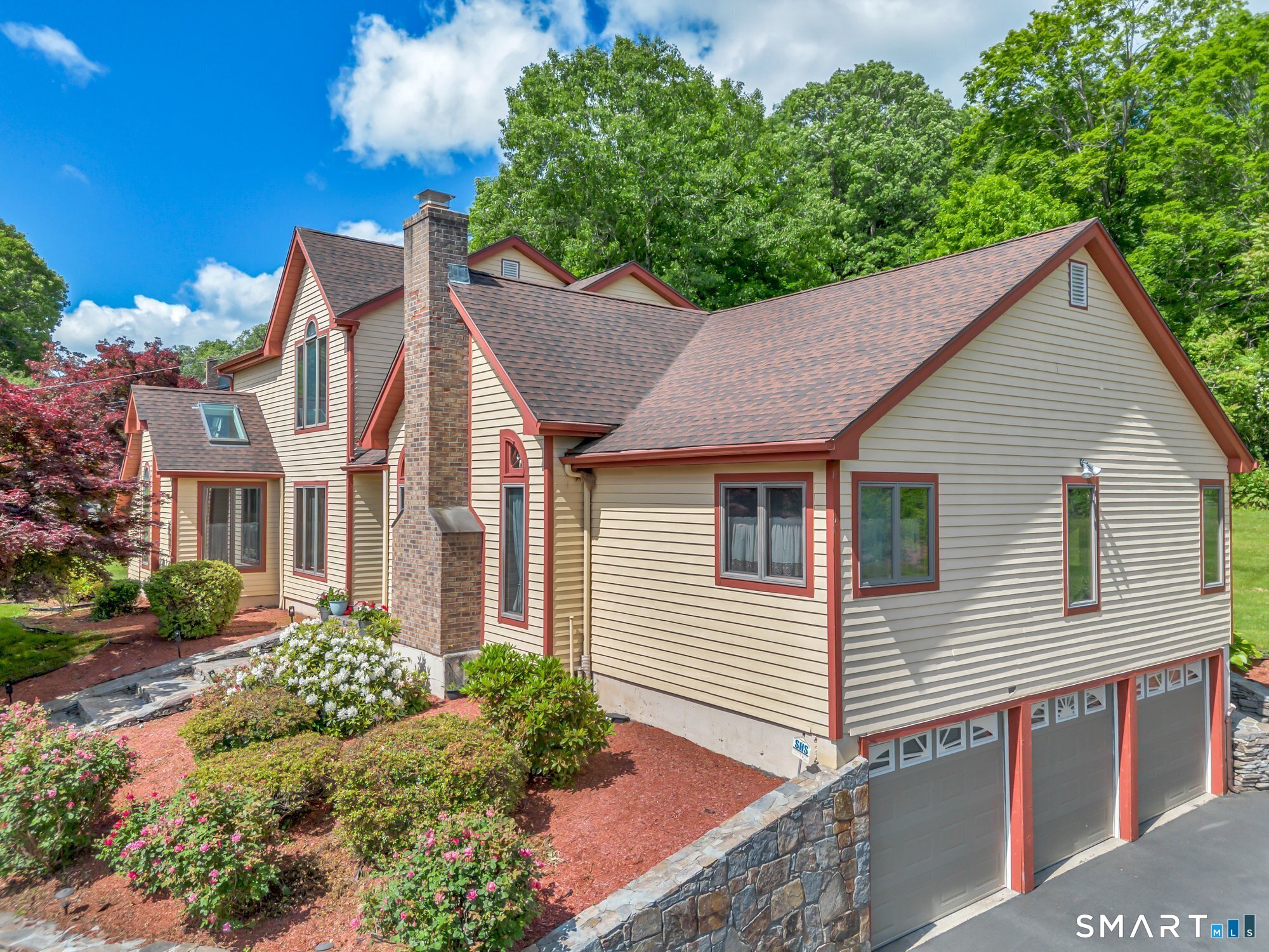 604 Brownstone Ridge Meriden, CT 06451 - Photo 1 of 40