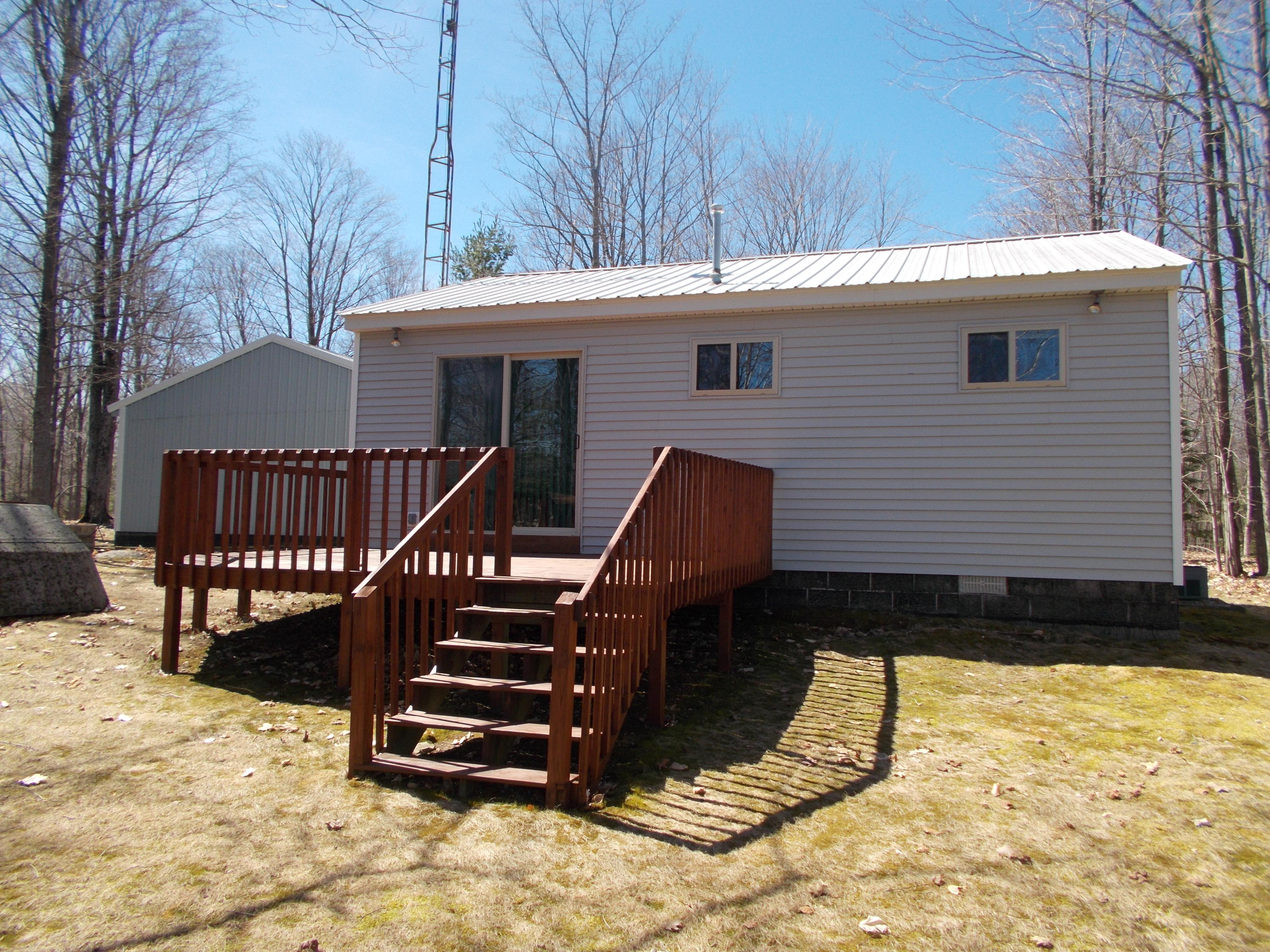5448 Reynolds Road Cheboygan, MI 49721 - Photo 2 of 24 Gallery Image 2