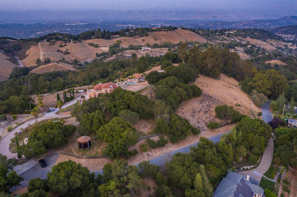 0 Top Of The Hill Road Los Gatos, CA 95032 - Photo 4 of 9 an aerial view of multiple house