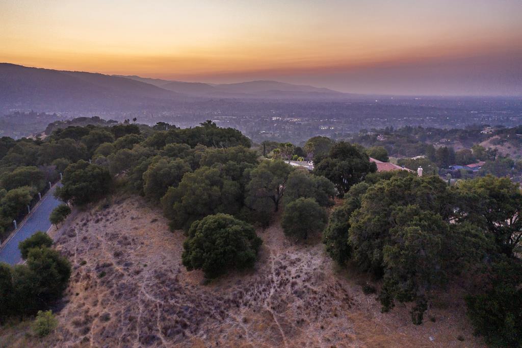 0 Top Of The Hill Road Los Gatos, CA 95032 - Photo 5 of 9 a view of a city and mountains in the background