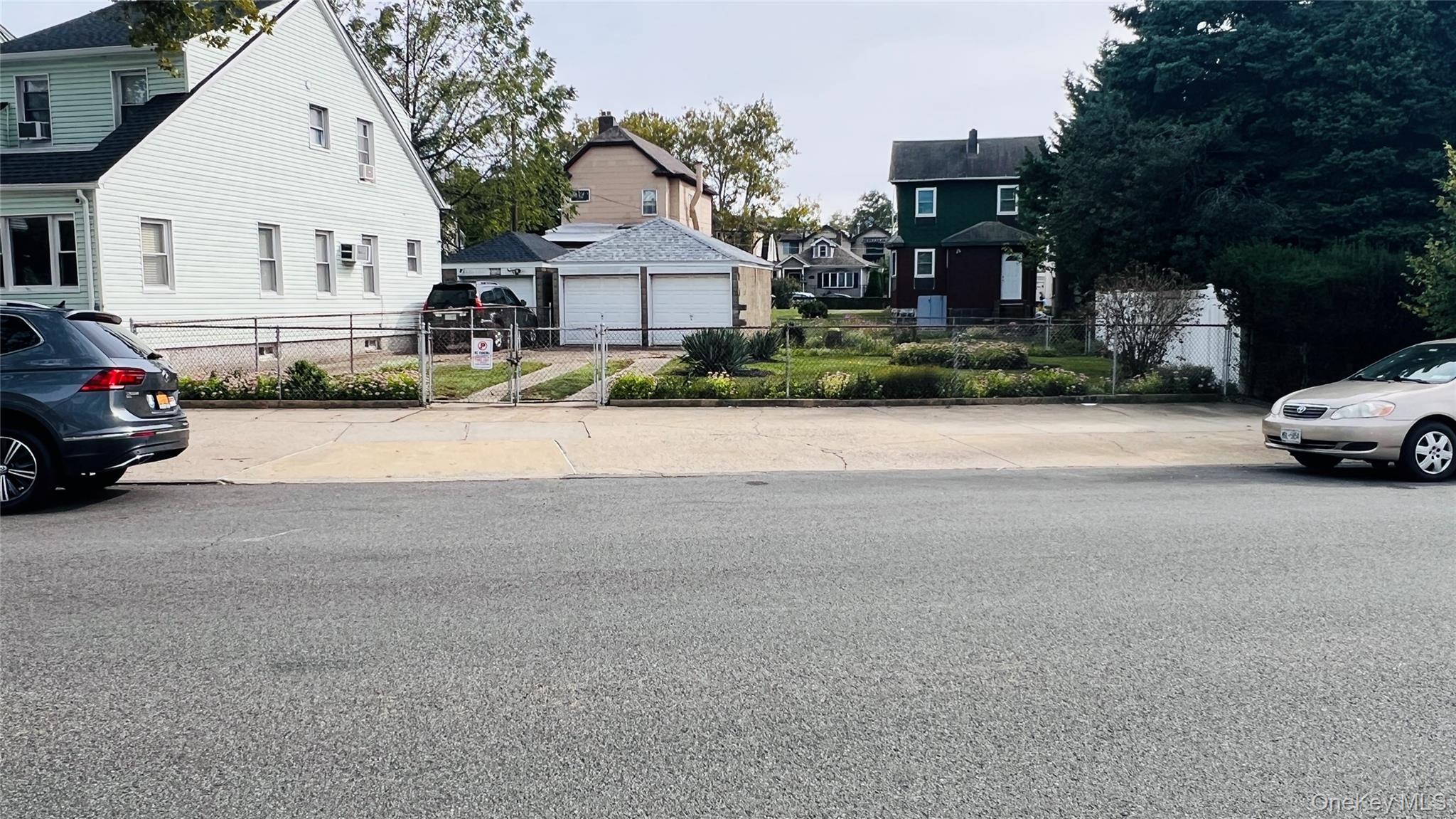 59-49 58th Road Queens, NY 11378 - Photo 15 of 16 Gallery Image 15