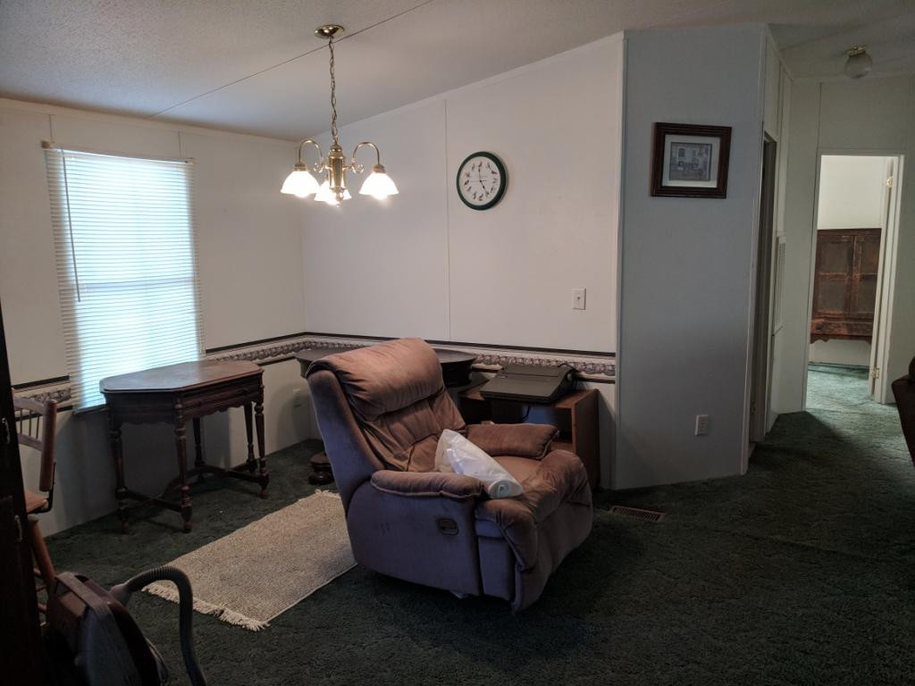 2015 Shakerag Road Greeneville, TN 37743 - Photo 9 of 24 Dining area overlook furn