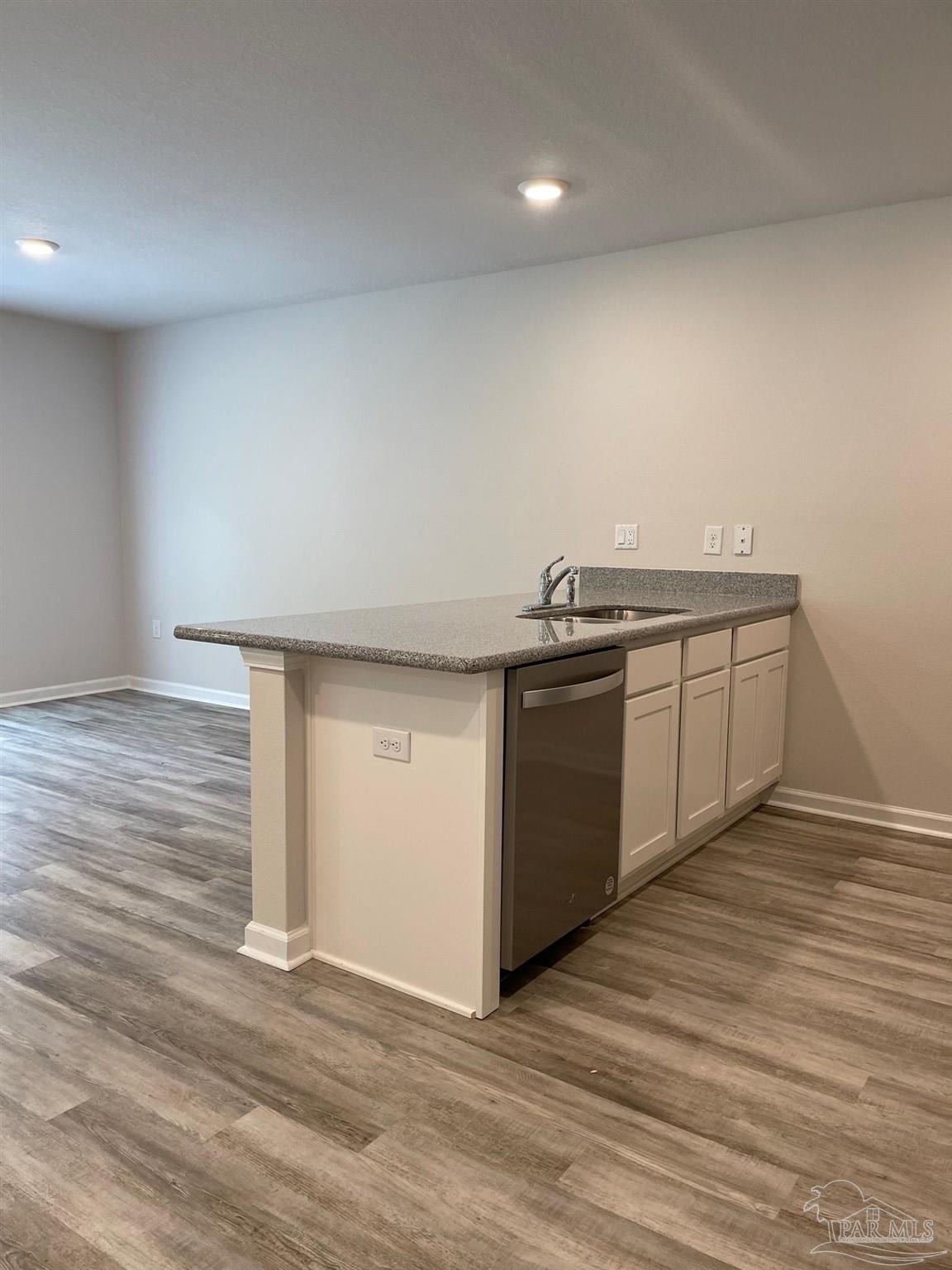 8665 Pathstone Boulevard Pensacola, FL 32526 - Photo 17 of 37