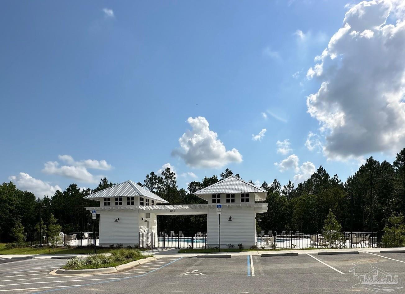 8665 Pathstone Boulevard Pensacola, FL 32526 - Photo 5 of 37