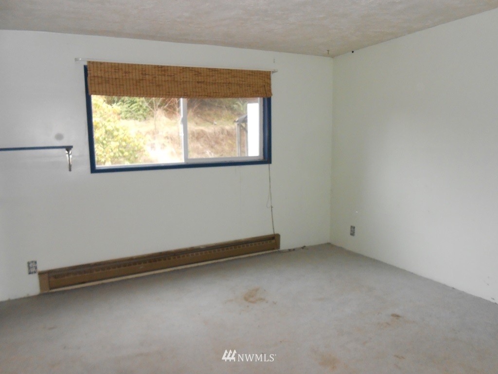 625 Ward Creek Road Raymond, WA 98577 - Photo 12 of 15 Gallery Image 12