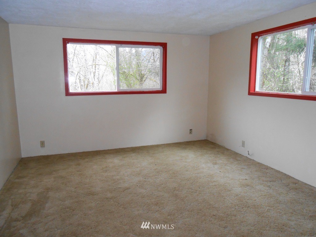 625 Ward Creek Road Raymond, WA 98577 - Photo 13 of 15 Gallery Image 13