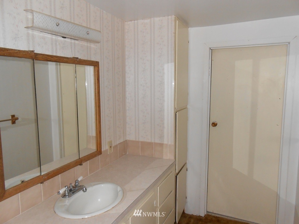 625 Ward Creek Road Raymond, WA 98577 - Photo 14 of 15 Gallery Image 14