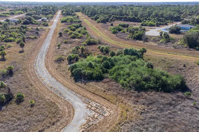 $19,000 | 403 Boca Circle, LaBelle, FL 33935