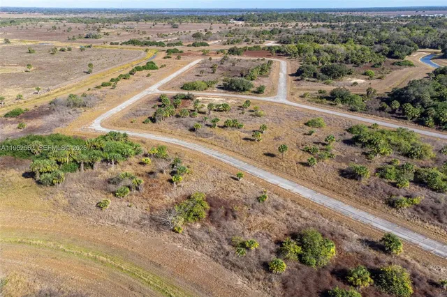 $19,000 | 403 Boca Circle, LaBelle, FL 33935