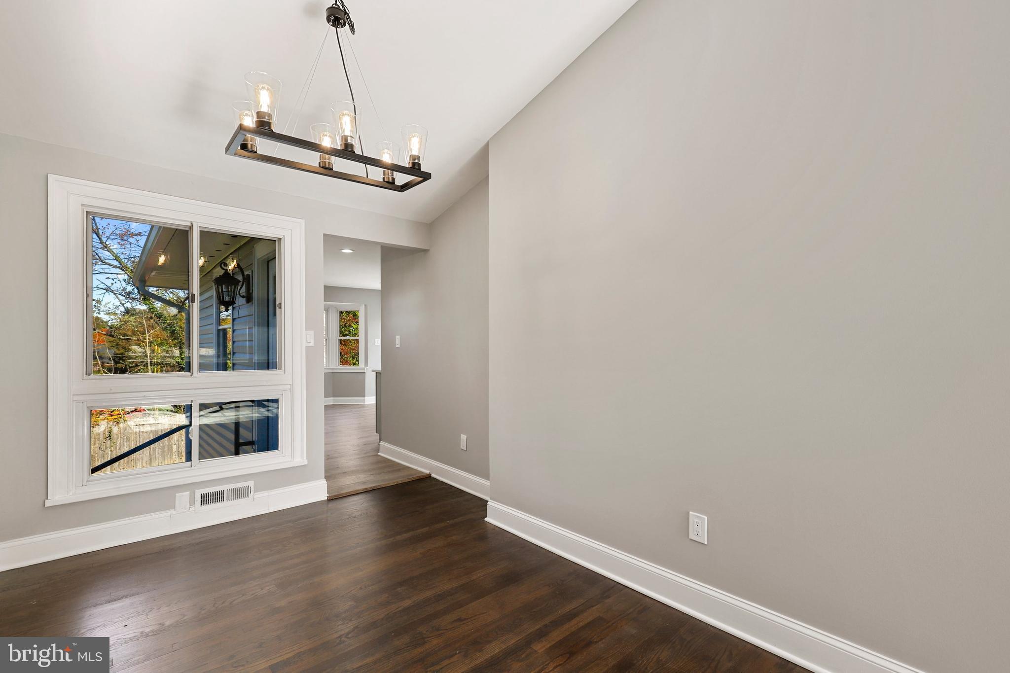 2953 Viewpoint Road Alexandria, VA 22314 - Photo 12 of 52