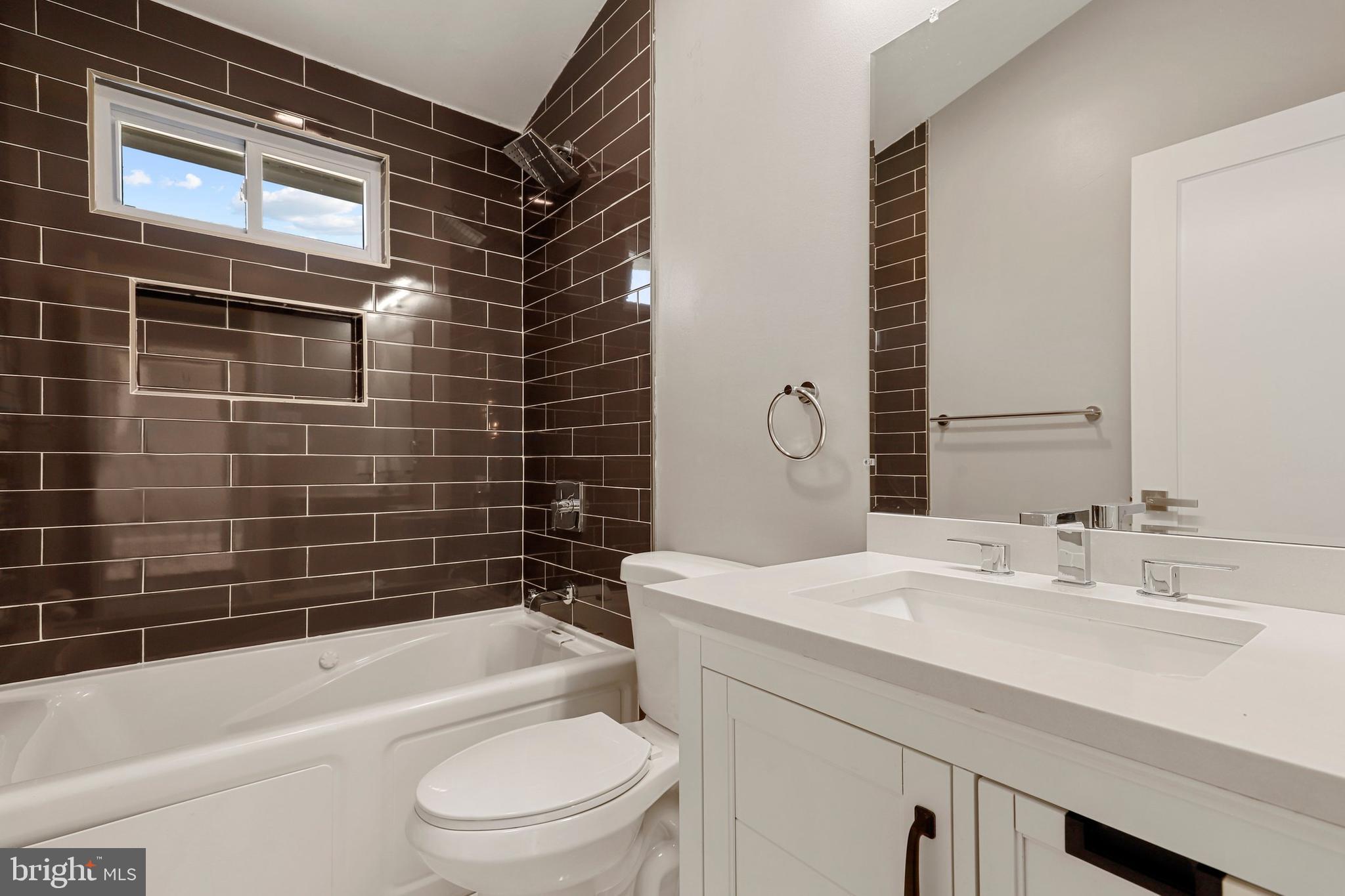 2953 Viewpoint Road Alexandria, VA 22314 - Photo 37 of 52