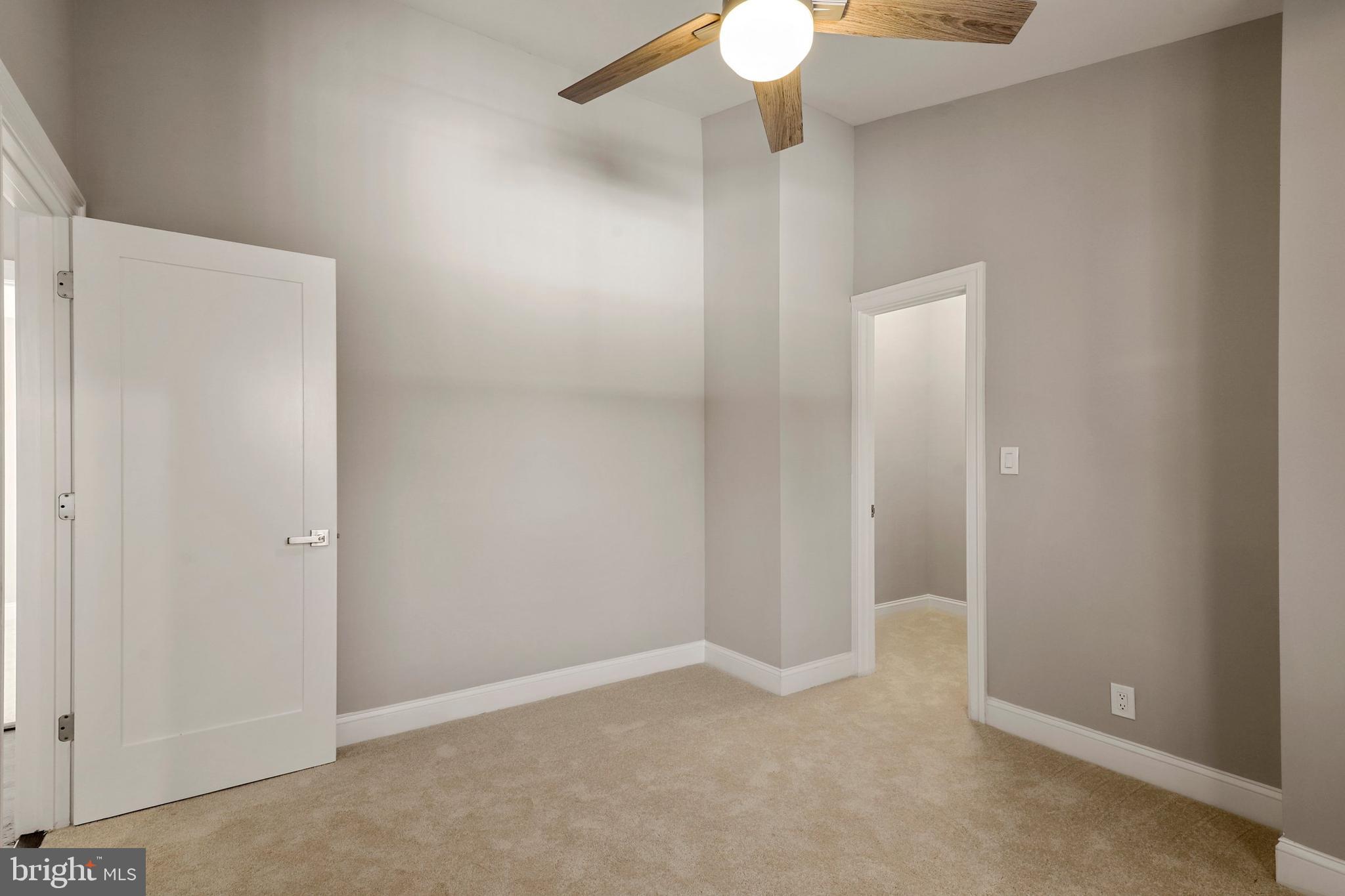 2953 Viewpoint Road Alexandria, VA 22314 - Photo 40 of 52