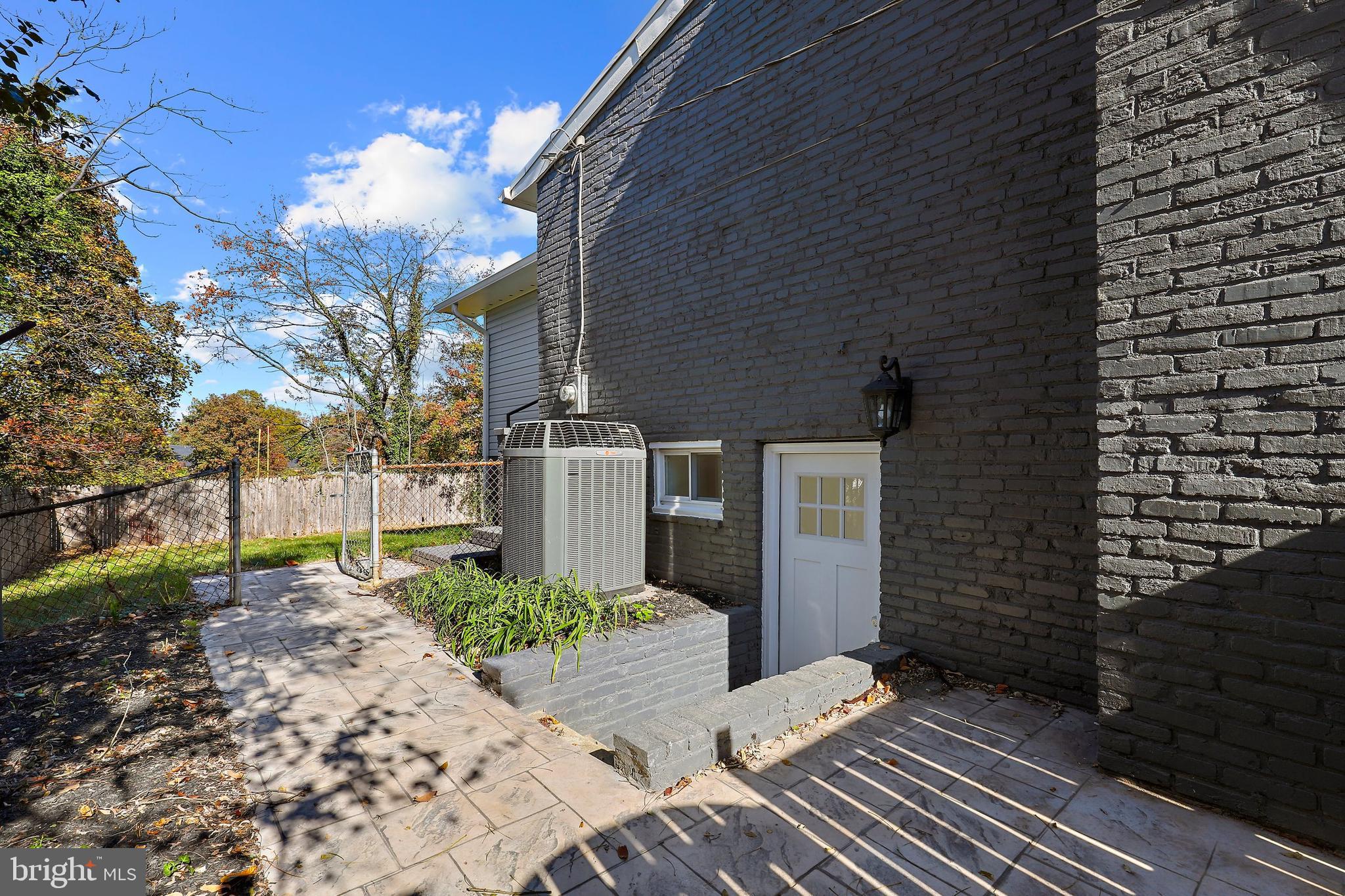 2953 Viewpoint Road Alexandria, VA 22314 - Photo 48 of 52