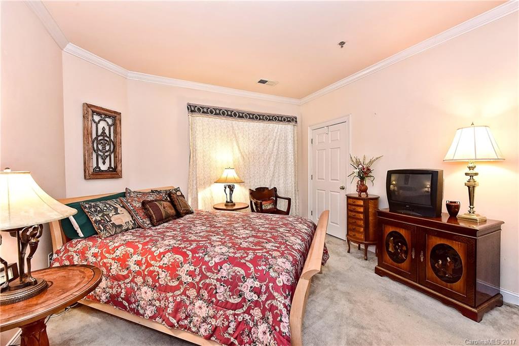 5609 Fairview Road, Unit 1 Charlotte, NC 28209 - Photo 15 of 22 Gallery Image 15