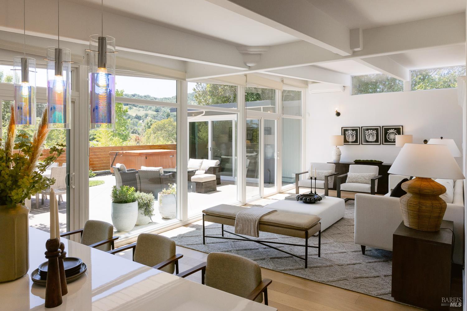 715 Las Colindas Road San Rafael, CA 94903 - Photo 3 of 20