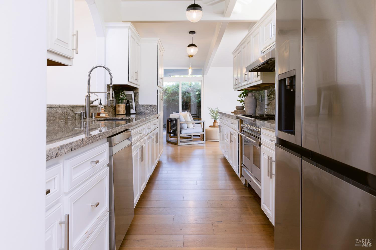 715 Las Colindas Road San Rafael, CA 94903 - Photo 9 of 20