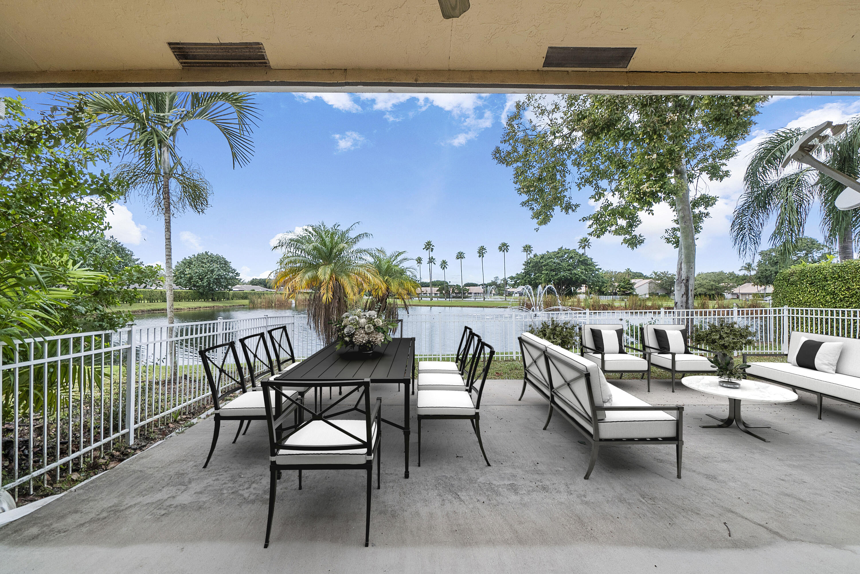 8712 Vía Reale Boca Raton, FL 33496 - Photo 20 of 32 Virtually staged/fenced patio