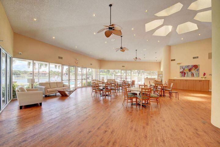 8712 Vía Reale Boca Raton, FL 33496 - Photo 23 of 32 20220912222154815155000000-o