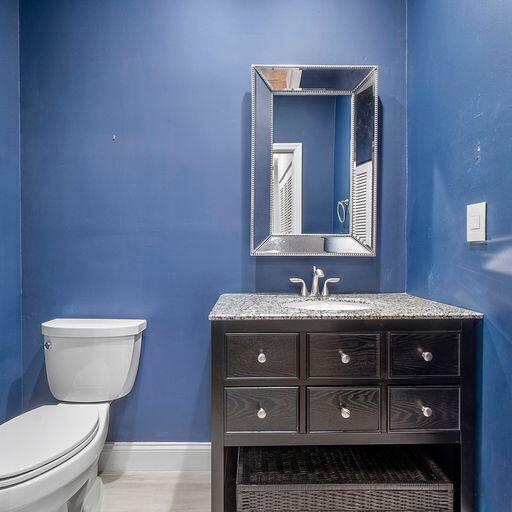 8712 Vía Reale Boca Raton, FL 33496 - Photo 7 of 32 Updated half bath