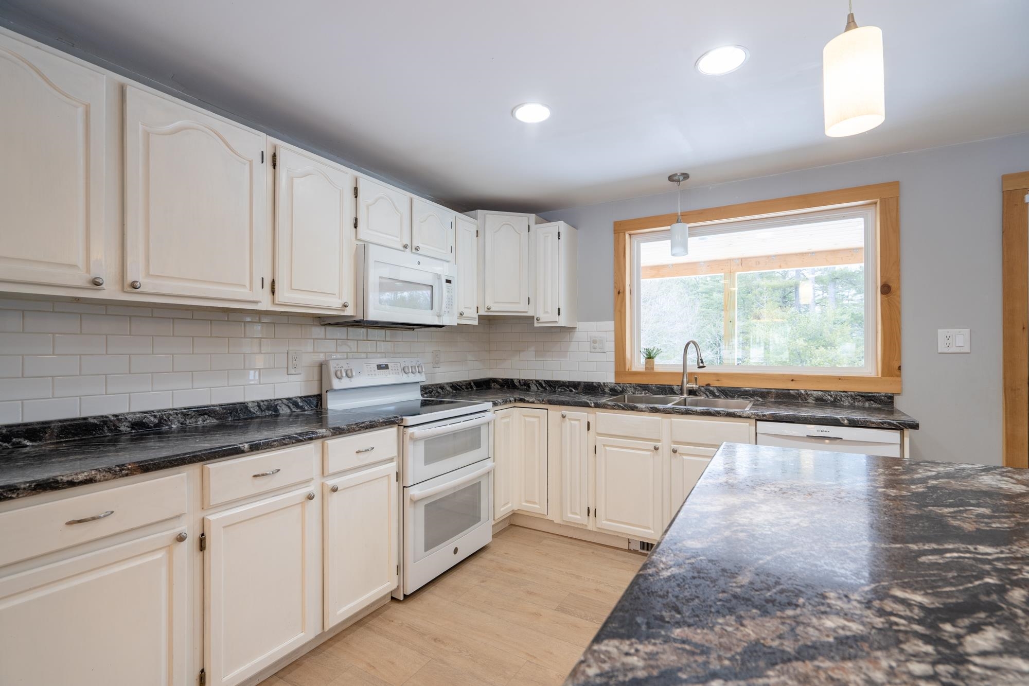 138 Ballards Ridge Road Wakefield, NH 03830 - Photo 6 of 40 Gallery Image 6
