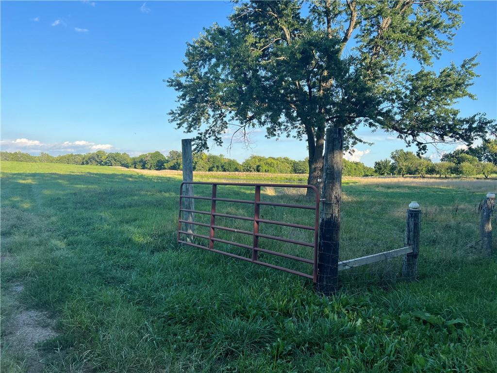 80 East 1600 Road Baldwin City, KS 66006 - Photo 25 of 33