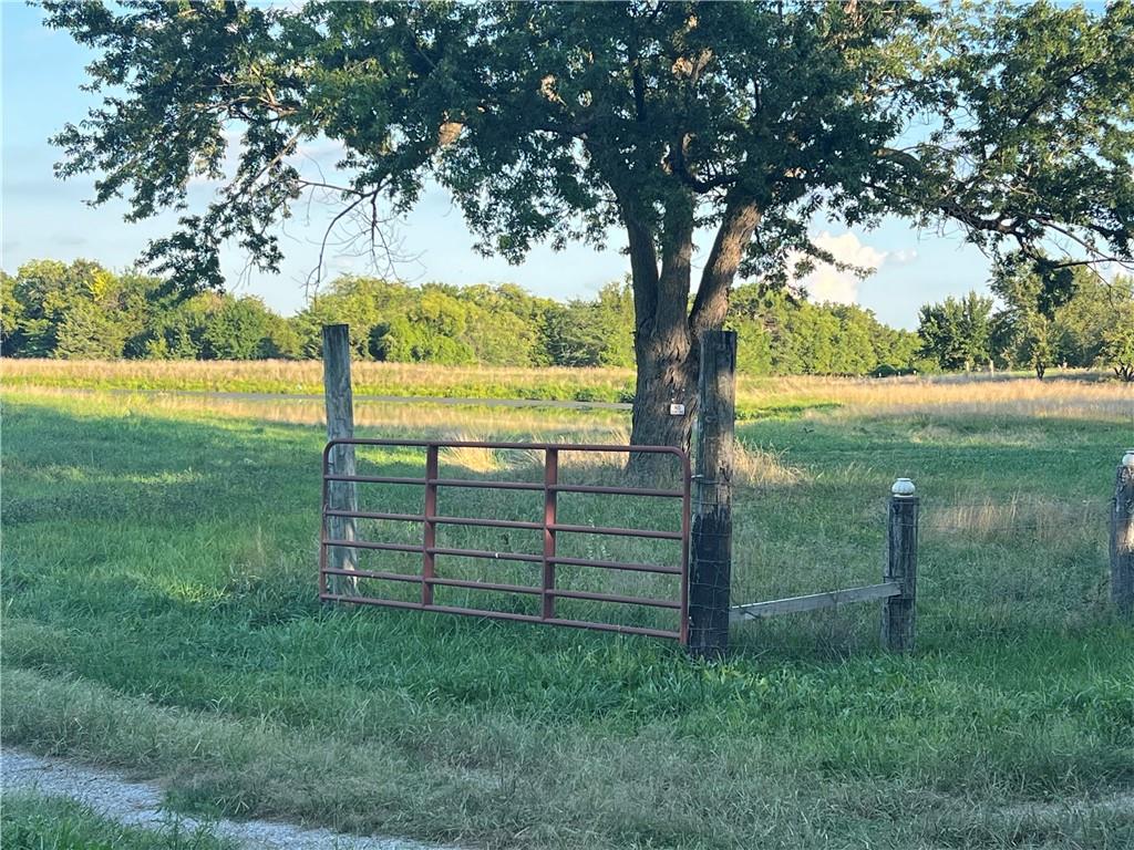 80 East 1600 Road Baldwin City, KS 66006 - Photo 28 of 33
