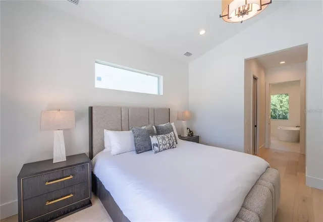 $1,749,000 | 2446 Floyd Street, Sarasota, FL 34239