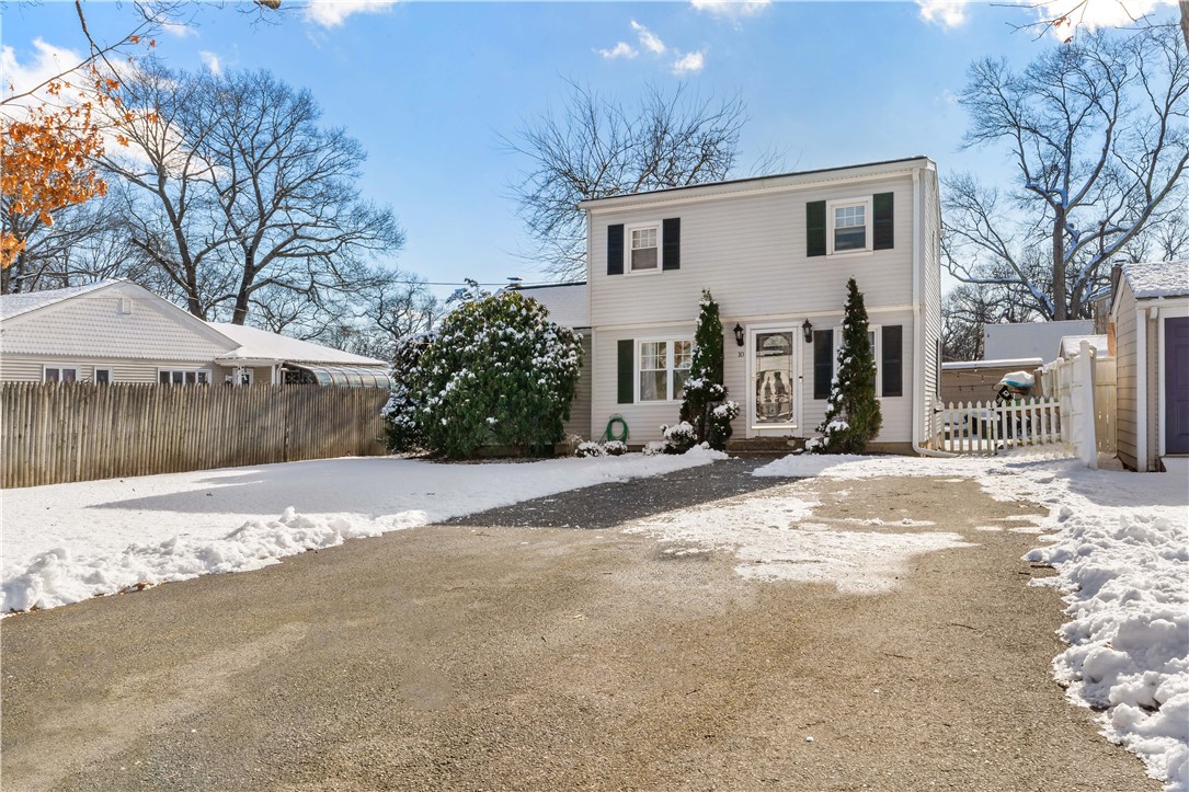 10 Cosett Road Warwick, RI 02886 - Photo 2 of 31