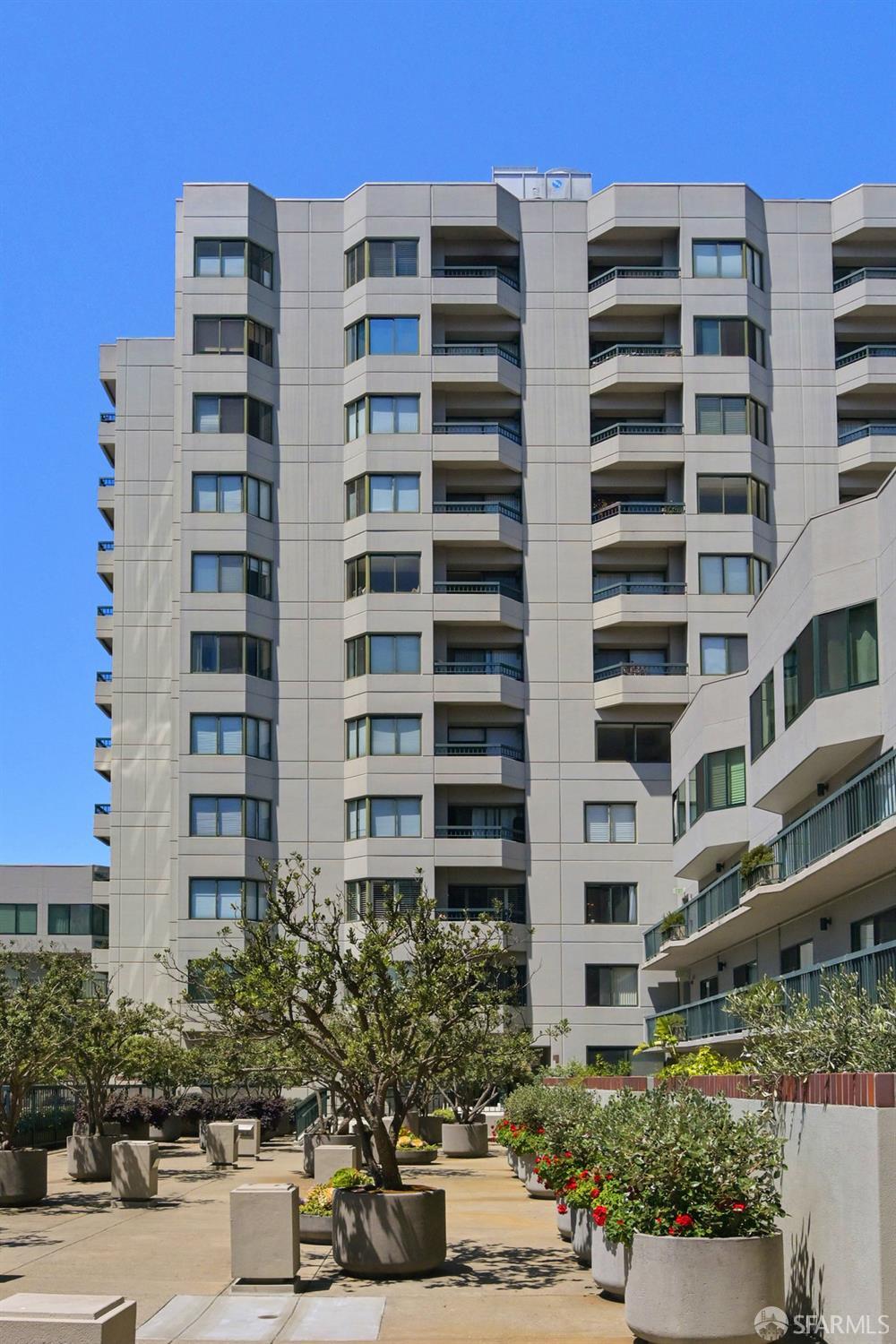 601 Van Ness Avenue, Unit 750 San Francisco, CA 94102 - Photo 25 of 37 a view of a building with potted plants