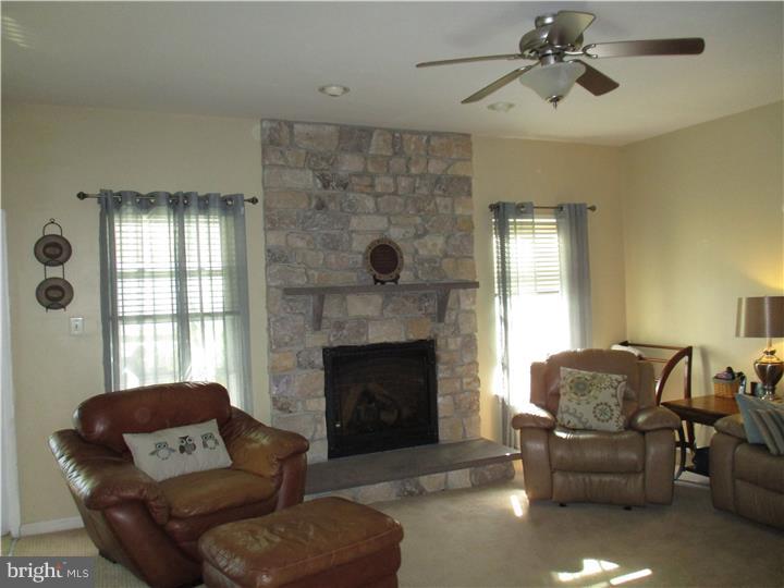 1892 Strong Road Quakertown, PA 18951 - Photo 9 of 25 Living Room
