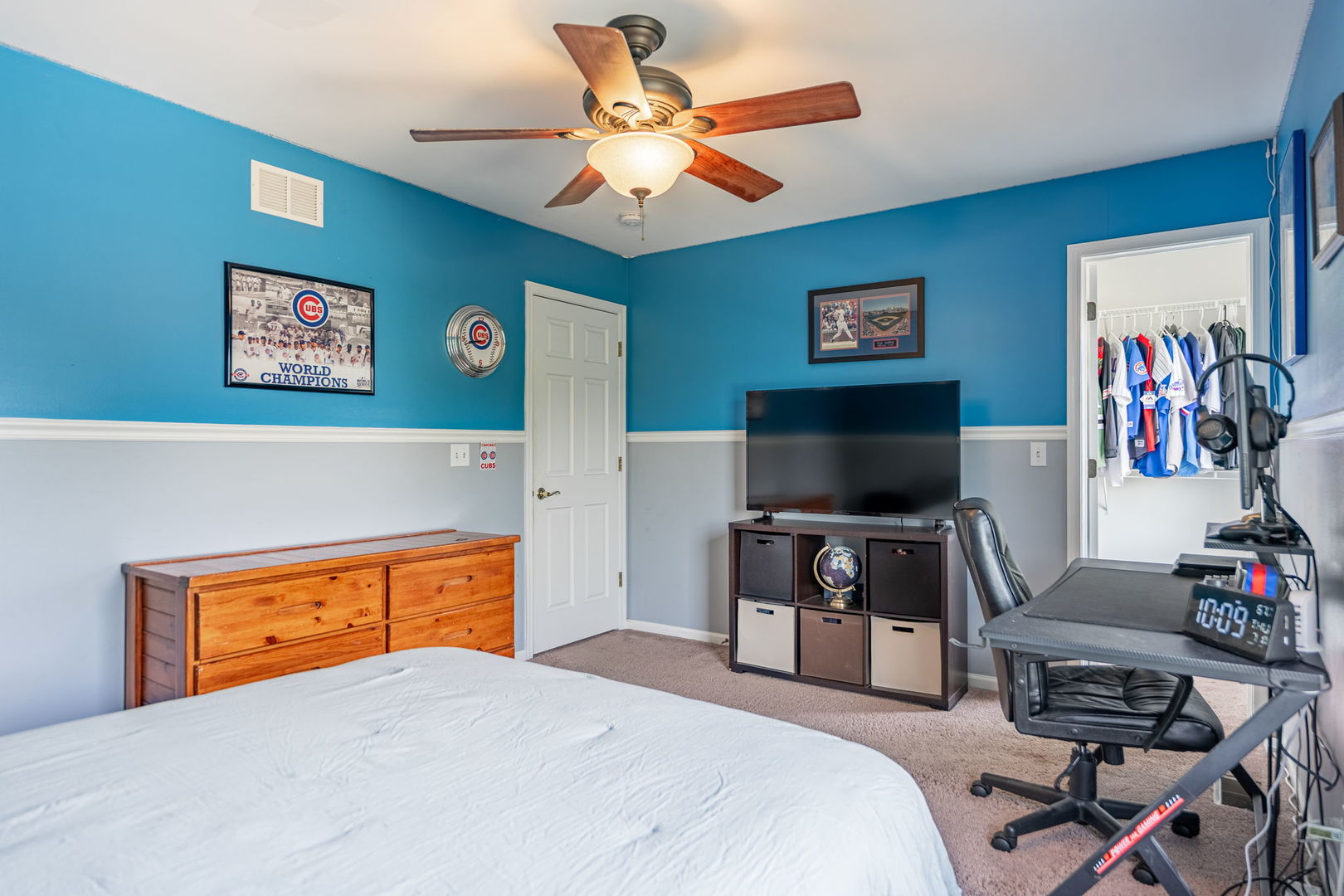 9890 Riverside Drive Huntley, IL 60142 - Photo 21 of 37 Gallery Image 21