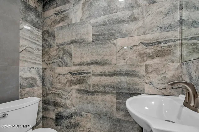 $345,000 | 131 Briar Mills Drive, Brick, NJ 08724