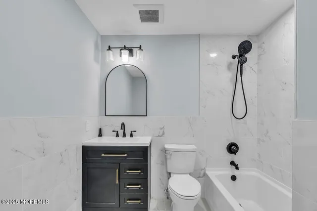 $345,000 | 131 Briar Mills Drive, Brick, NJ 08724