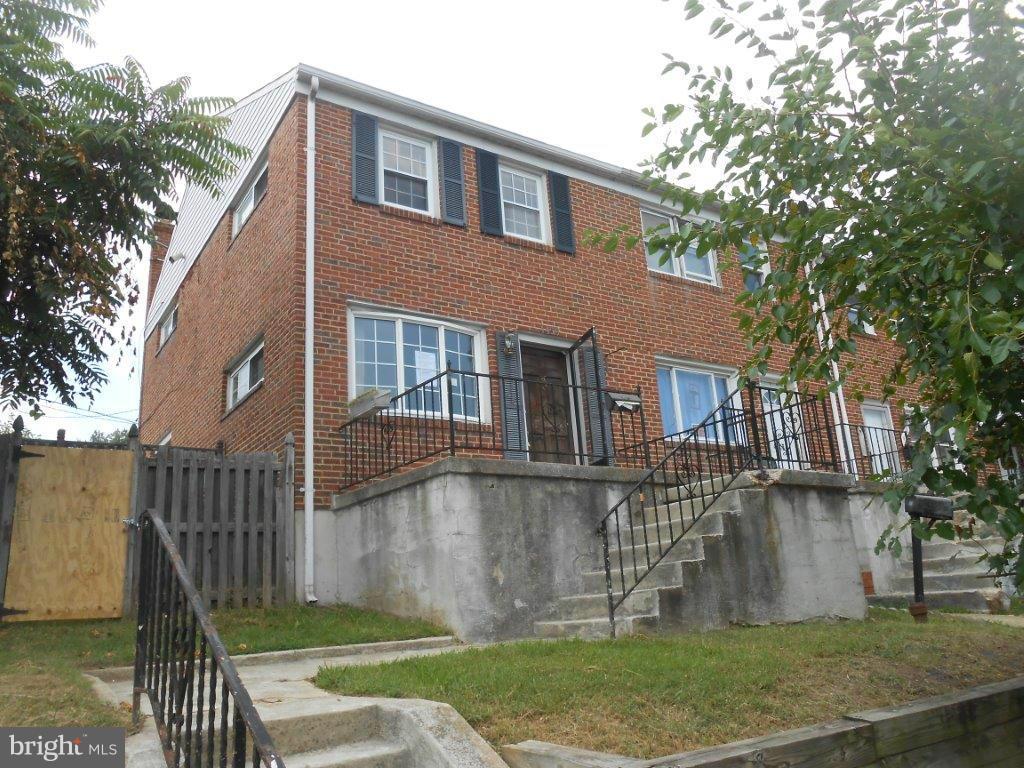 4450 Fenor Road Baltimore, MD 21227 - Photo 1 of 14 Exterior (Front)