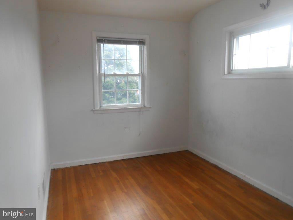 4450 Fenor Road Baltimore, MD 21227 - Photo 11 of 14 Bedroom