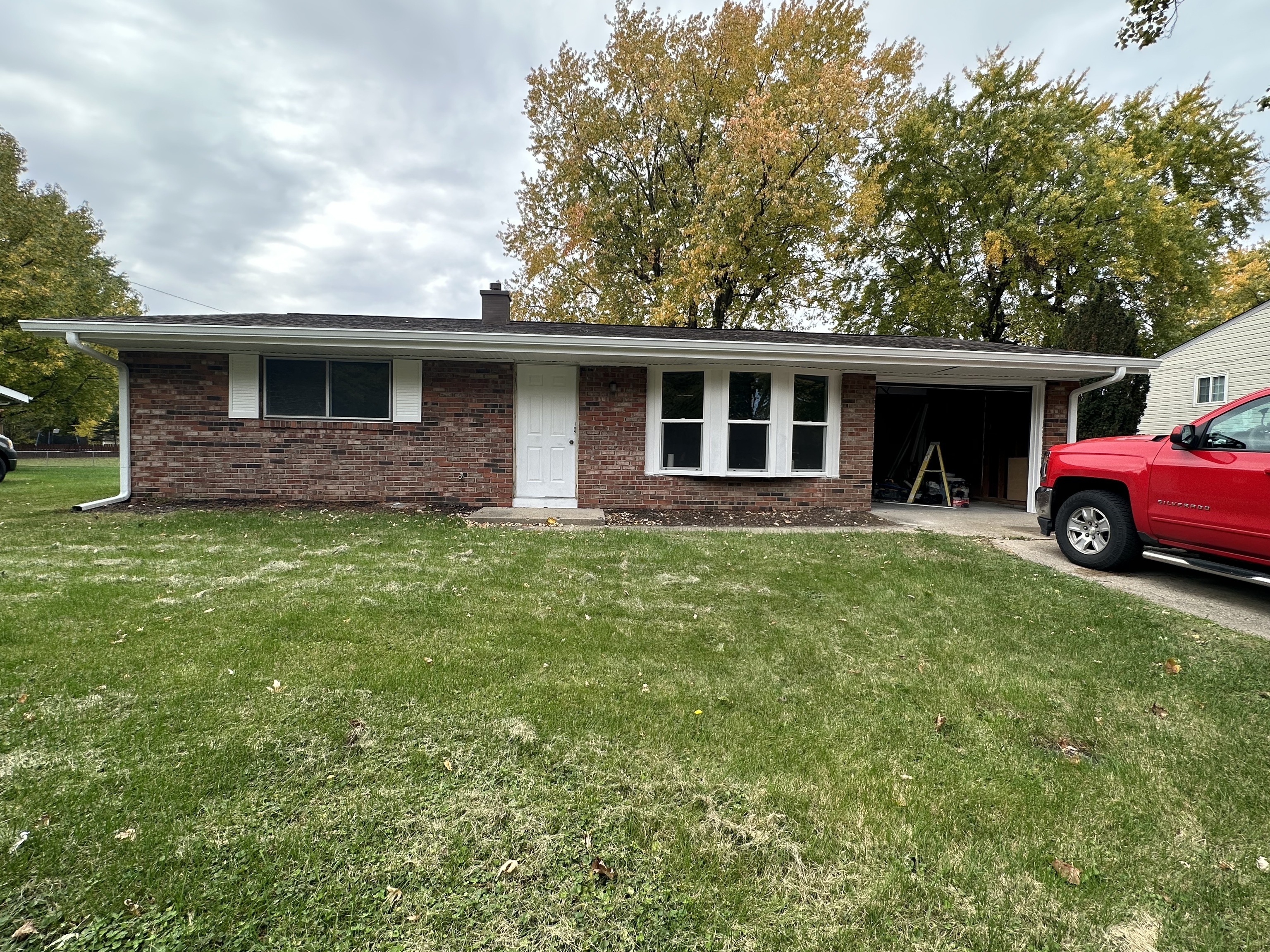 7548 Partridge Road Indianapolis, IN 46227 - Photo 3 of 28 Gallery Image 3