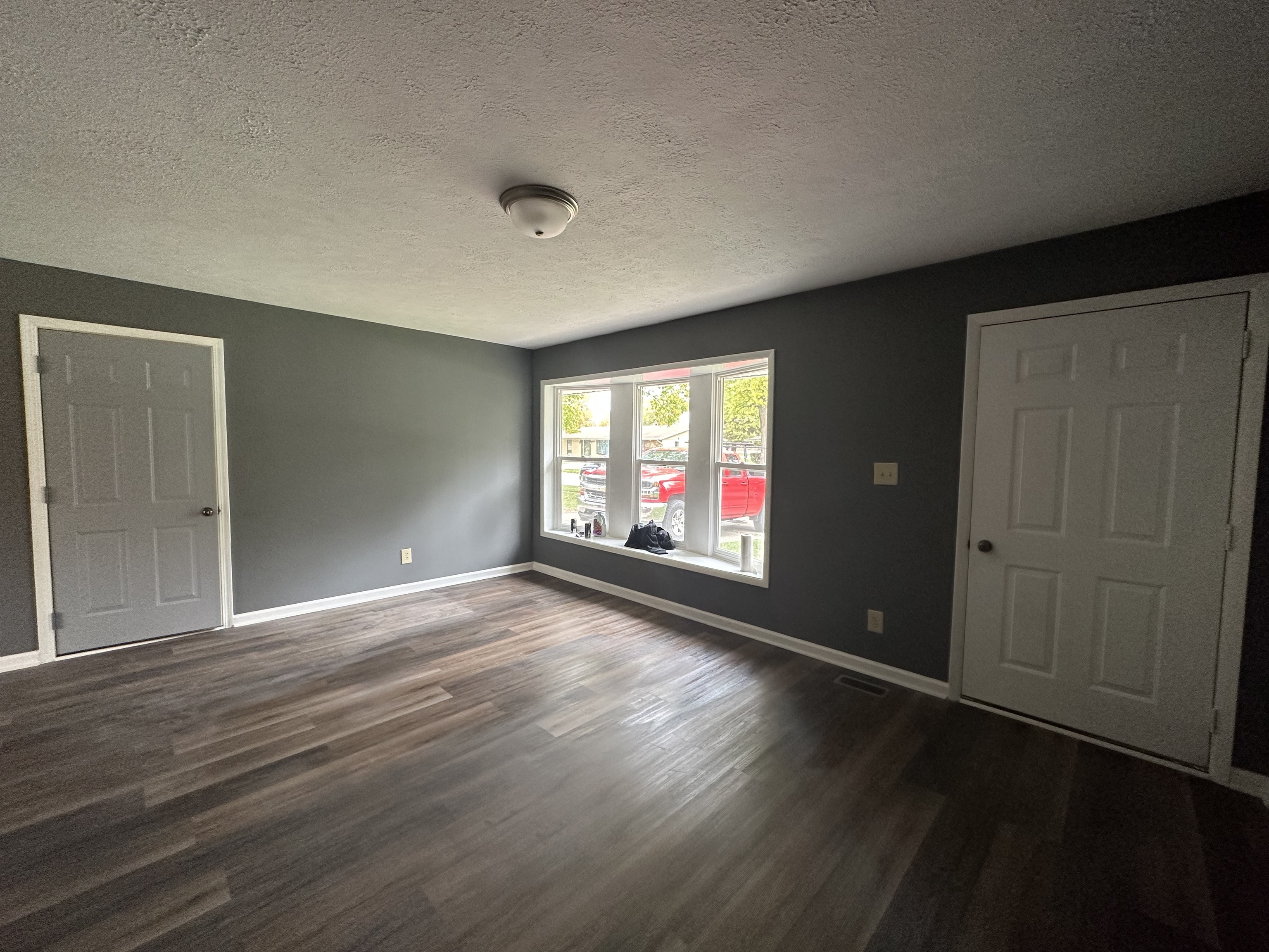 7548 Partridge Road Indianapolis, IN 46227 - Photo 7 of 28 Gallery Image 7