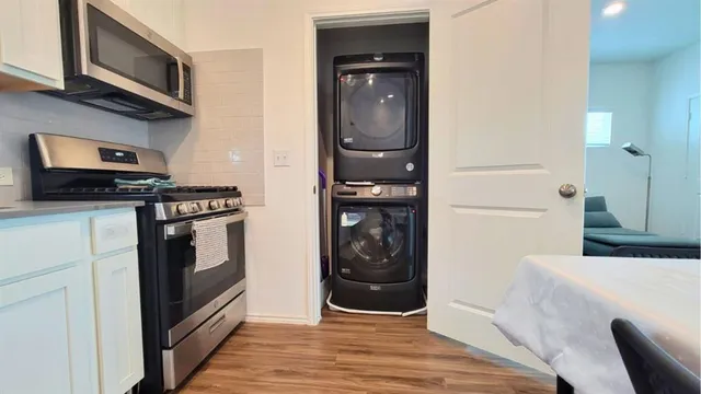 $1,300 | 260 Rioja, Unit GARAGE APARTMENT, Kyle, TX 78640