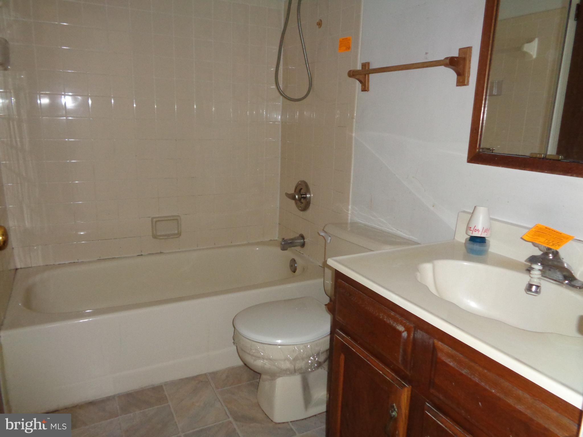 5012 Clifford Road Perry Hall, MD 21128 - Photo 13 of 17 Bathroom