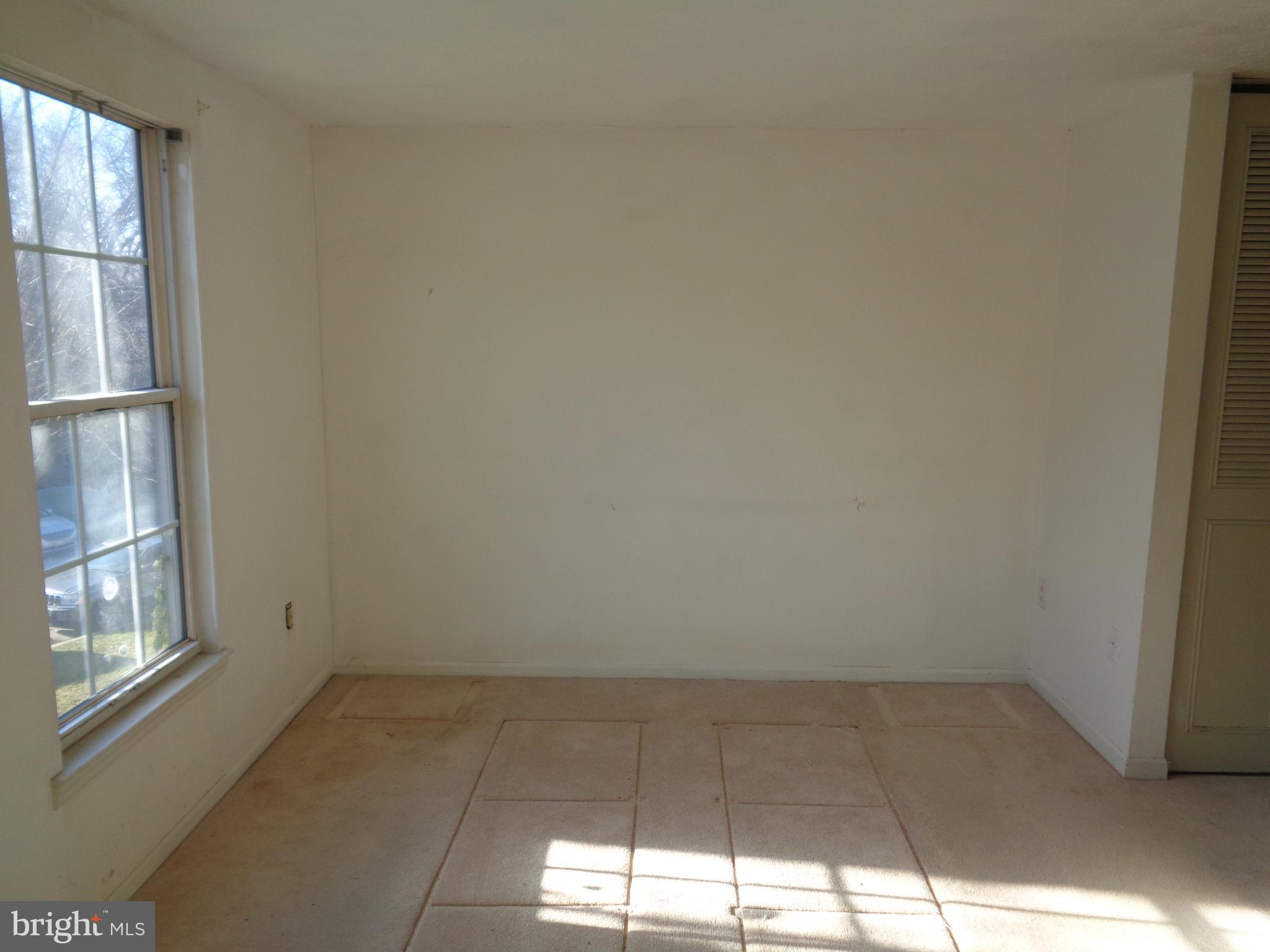 5012 Clifford Road Perry Hall, MD 21128 - Photo 10 of 17 Mater Bedroom