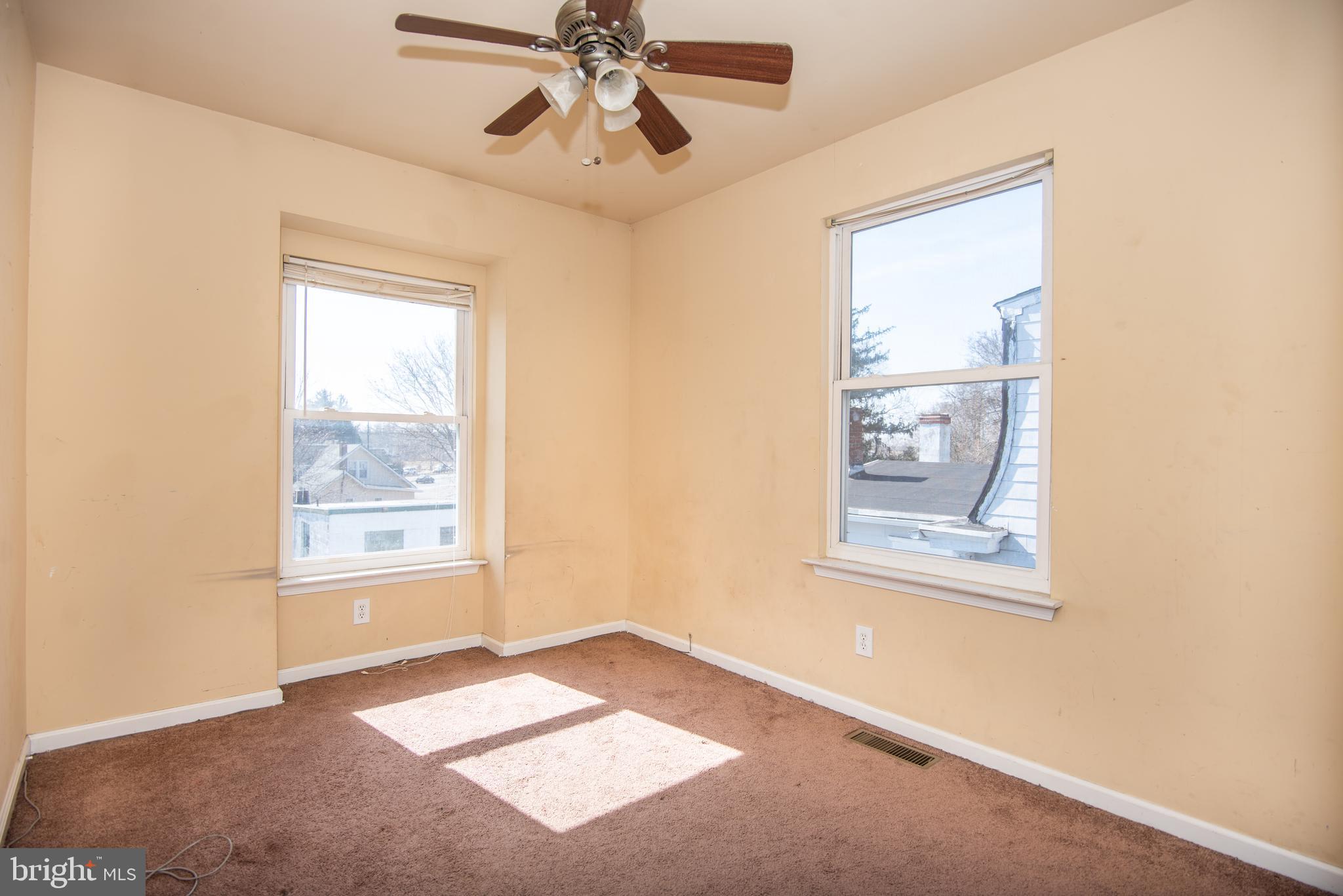 834 Columbus Road Burlington, NJ 08016 - Photo 13 of 25