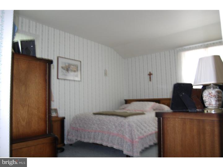 104 West Riding Road Cherry Hill, NJ 08003 - Photo 15 of 24 Gallery Image 15