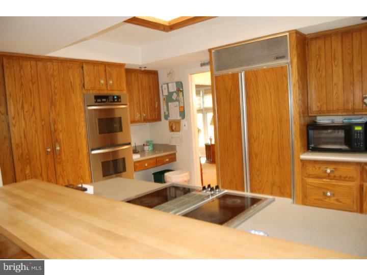 104 West Riding Road Cherry Hill, NJ 08003 - Photo 3 of 24 Gallery Image 3