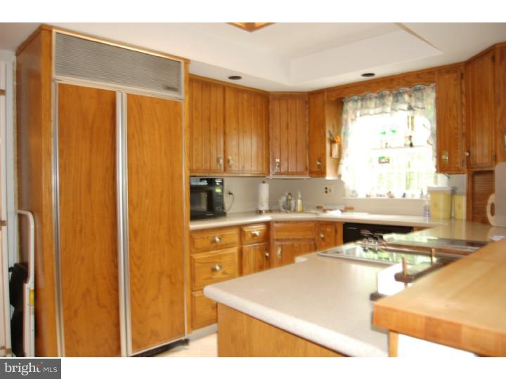 104 West Riding Road Cherry Hill, NJ 08003 - Photo 4 of 24 Gallery Image 4