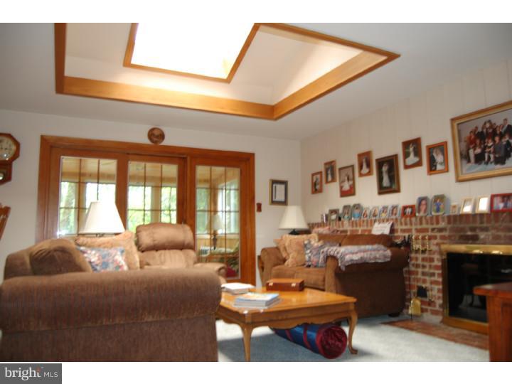 104 West Riding Road Cherry Hill, NJ 08003 - Photo 10 of 24 Gallery Image 10